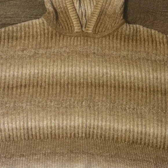 Aerie Offline Cozy Cropped Hooded Sweater - Picture 5 of 8